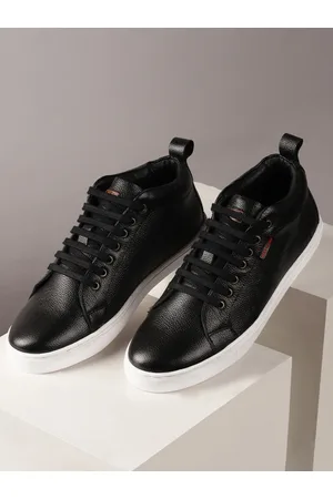 Red Chief Men Memory Foam Leather Contrast Sole Sneakers