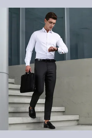 Invictus Men Black Slim Fit Formal Trousers