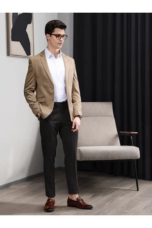 Invictus Men Beige Solid Single-Breasted Slim Fit Smart Casual Blazer