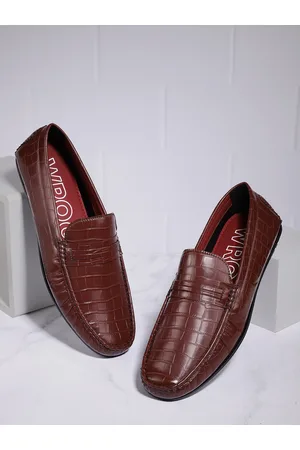 WROGN Men Croc Textured Round-Toe Loafers