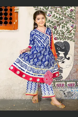 naughty ninos Girls Ethnic Motifs Printed Angrakha Kurta with Pyjamas & With Dupatta