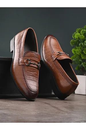 San Frissco Men Textured Genuine Leather Formal Loafers