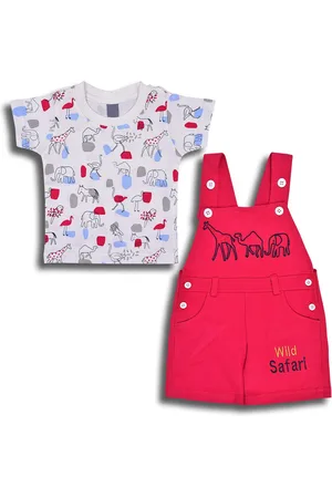 Wish Karo Boys Conversational Printed T-shirt With Dungarees