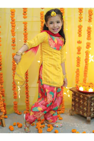 BownBee Girls Ethnic Motifs Printed Gotta Patti Chanderi Silk Kurta & Salwar With Dupatta