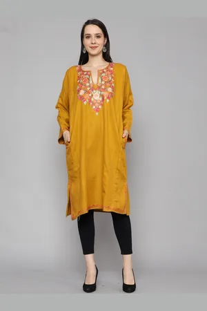 CRAFTBAZAR Floral Yoke Designed Thread Work Straight Kurta