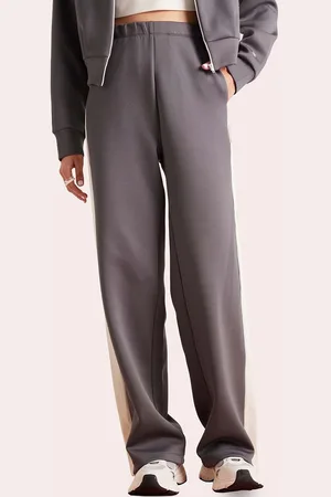 Muvazo Women Straight-Fit Mid-Rise Track Pant