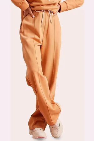 Muvazo Women Straight Fit Fleece Track Pants