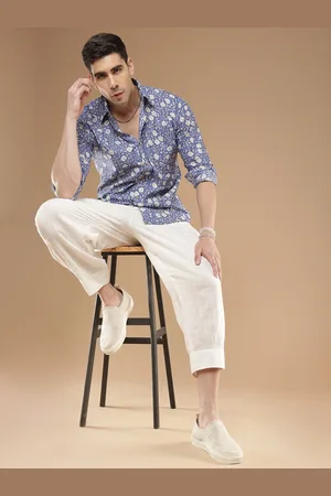 Sangria Blue Comfort Floral Printed Cotton Casual Shirt