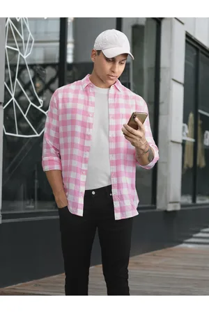 Benetton Men Pink & White Slim Fit Checked Casual Shirt