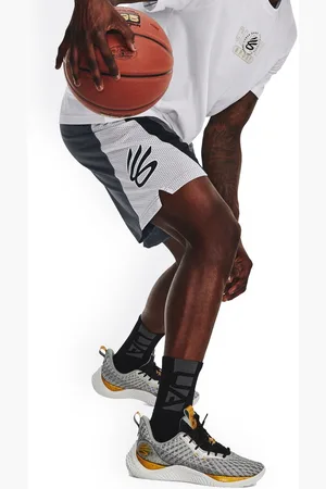 Under Armour Men Slim-Fit Mid-Rise Shorts