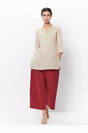 Ancestry Floral Embroidered Linen Straight Kurta