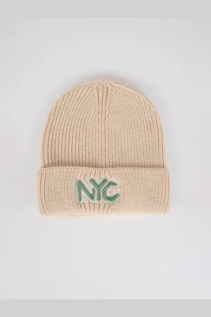 DeFacto Women Self Design Acrylic Beanie