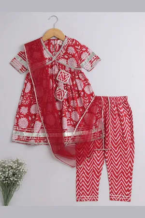 The Magic Wand Girls Floral Printed Empire Kurta With Trousers & Dupatta