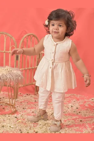 Vastramay Girls Embroidered Regular Sequinned Chanderi Cotton Kurta With Trouser