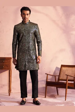 Vastramay Embellished Sequinned Slim Fit Sherwani Set