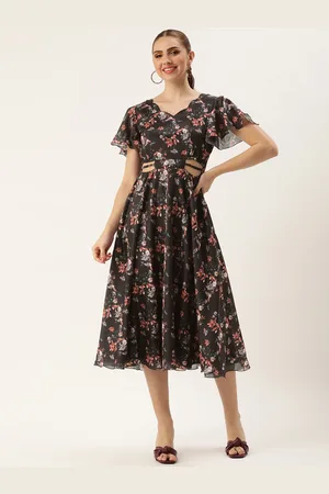 Ethnovog Floral Printed Flared Sleeve A-Line Midi Dress