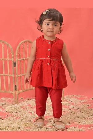 Vastramay Girls Embroidered Regular Sequinned Chanderi Cotton Kurta With Pyjama
