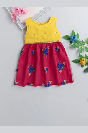 MANY FROCKS & Girls Floral Embroidered Sequined Crepe Fit & Flare Dress