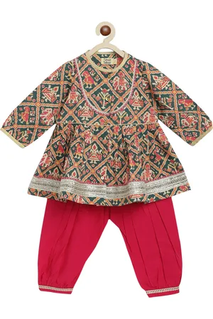 Tiber Taber Girls Ethnic Motifs Printed Gotta Patti Anarkali Pure Cotton Kurta With Salwar