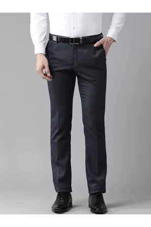 men textured slim fit low rise formal trousers