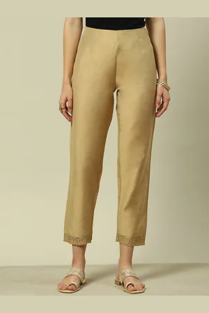 Rangriti Women Mid-Rise Trousers
