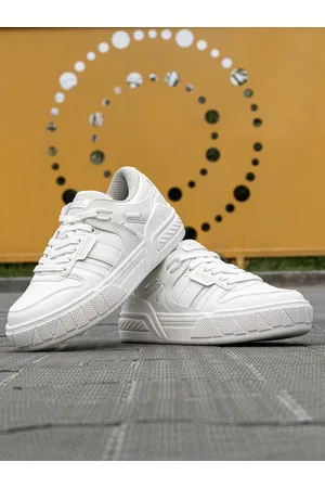 Red Tape Women Lace-Ups Sneakers