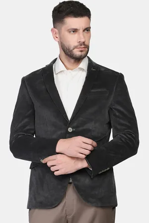 black single breasted formal blazer