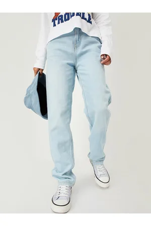 Max Collection Girls Clean Look Mid-Rise Cotton Jeans
