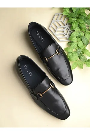 San Frissco Men Buckled Leather Formal Loafers