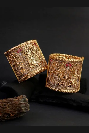 Adwitiya Collection Set Of 2 Gold-Plated Stone-Studded Bangles
