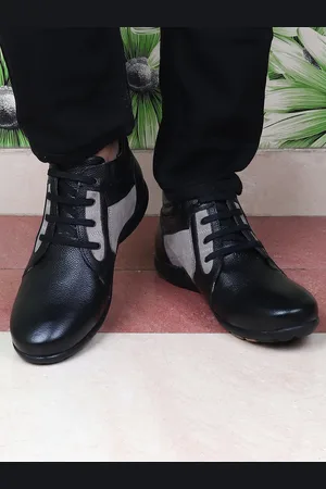 Red Chief Men Black Leather Flat Boots