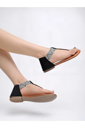 Shoetopia Girls Printed T-Strap Flats