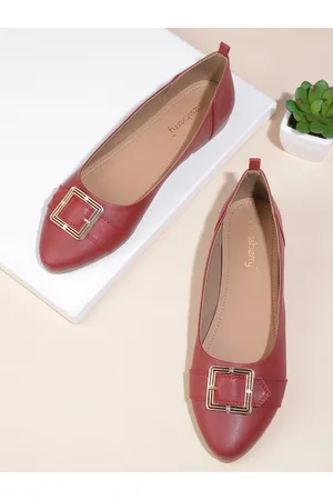 DressBerry Women Pointed Toe Ballerinas with Buckles