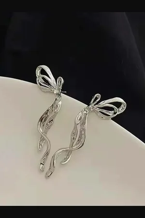 Krelin Silver-Plated Contemporary Drop Earrings