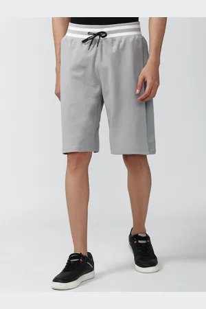 Forever 21 Men Mid-Rise Regular Shorts