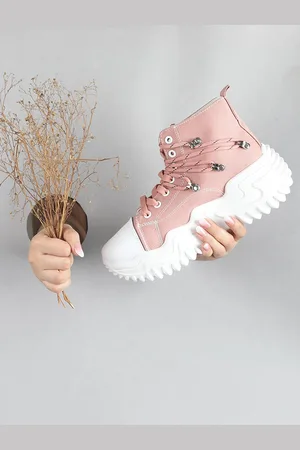 THE WHITE POLE Women Contrast Sole Canvas Lightweight Mid-Top Sneakers