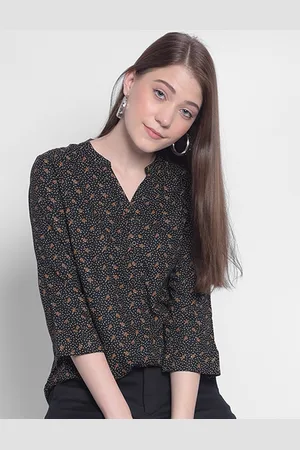 Crimsoune Club Floral Printed Mandarin Collar Shirt Style Top