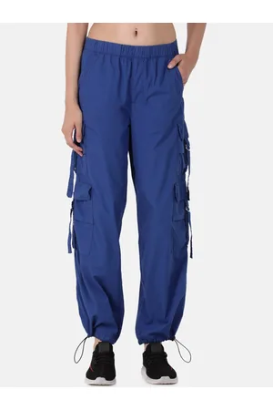 Bene Kleed Women Parachute Fit High-Rise Cargos Trousers