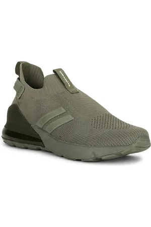 North Star Men Slip-On Running Shoes