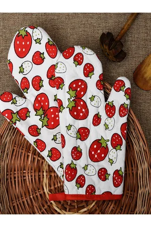 Kuber Industries White & Red 2 Pieces Printed Cotton Oven Gloves