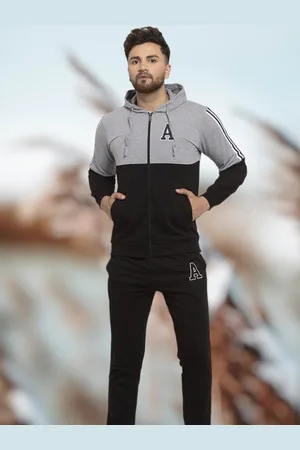 WILD WEST Colourblocked Hood Tracksuit