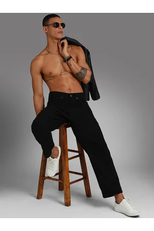 High Star Men Wide Leg Mid-Rise Clean Look Cotton Jeans