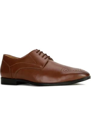 Bata Men Textured Formal Derbys