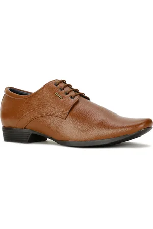 Bata Men Textured Formal Derbys