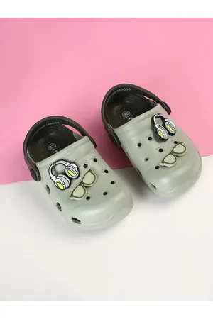 Max Collection Boys Jibbitz Detailed Clogs