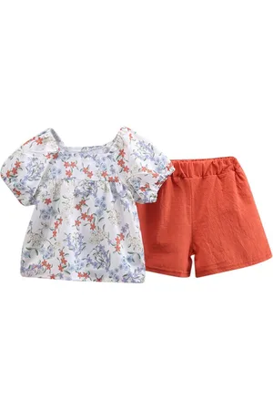 Stylecast Girls White & Orange Floral Printed Top With Shorts