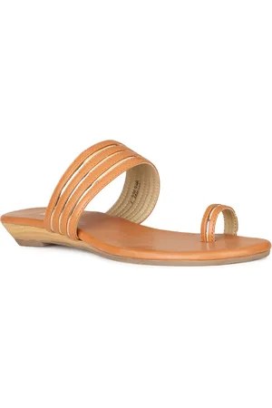 Bata Textured One Toe Flats