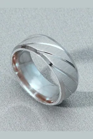 VÌEN Men Silver Plated Stainless Steel Twill Band Finger Ring