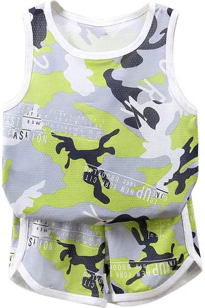 Stylecast Boys Green Printed Top with Shorts