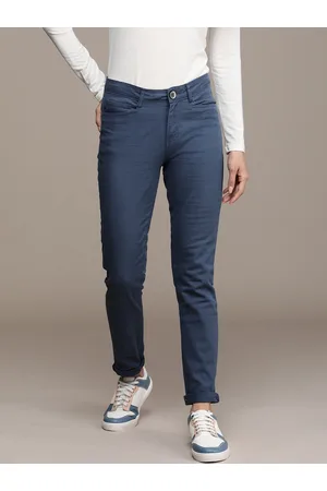 Roadster Women Classic Slim Fit Low-Rise Chinos Trousers